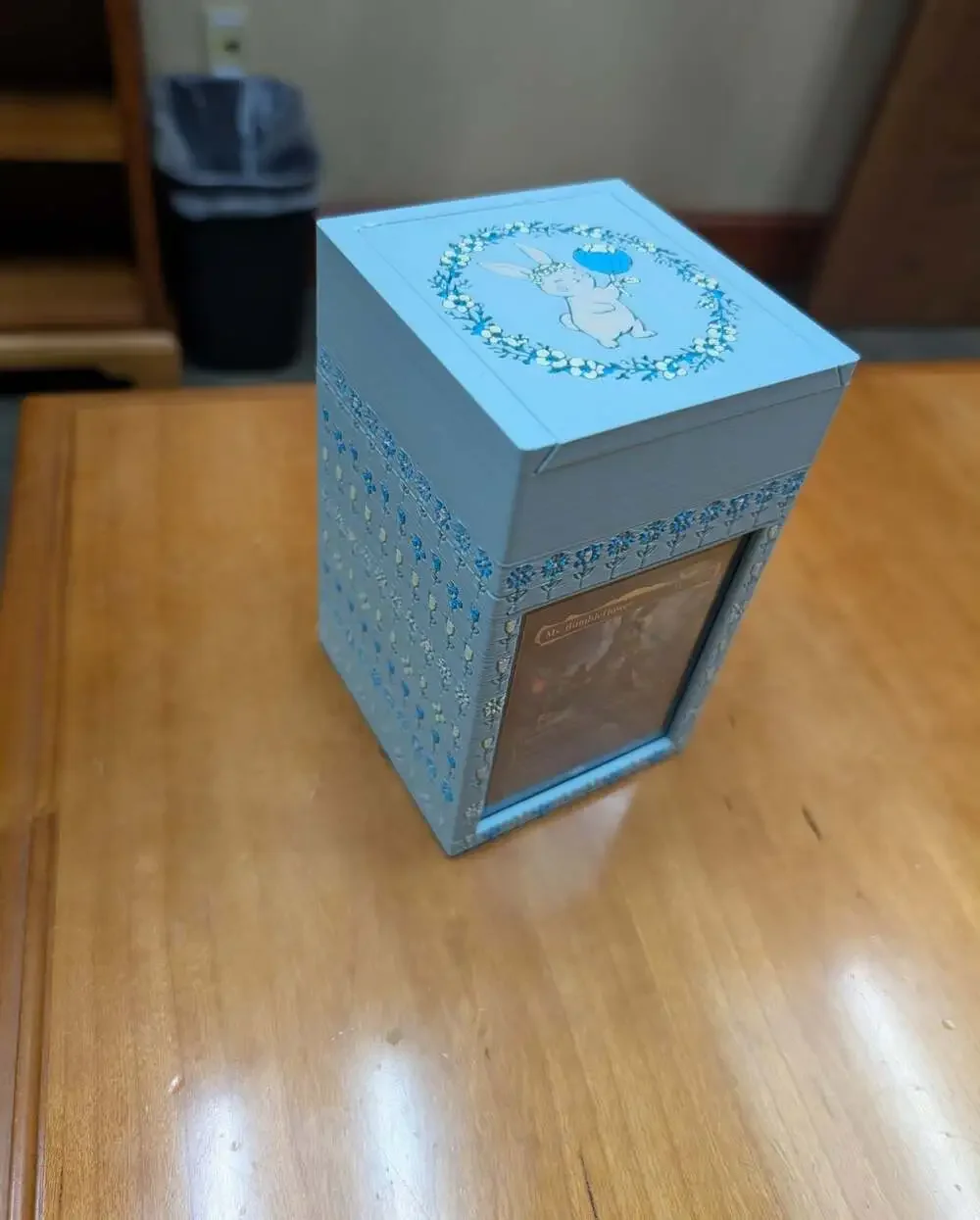 Ms. Bumbleflower Custom 3D‎ Printed Bloomburrow Magnetic Commander Deck Box with